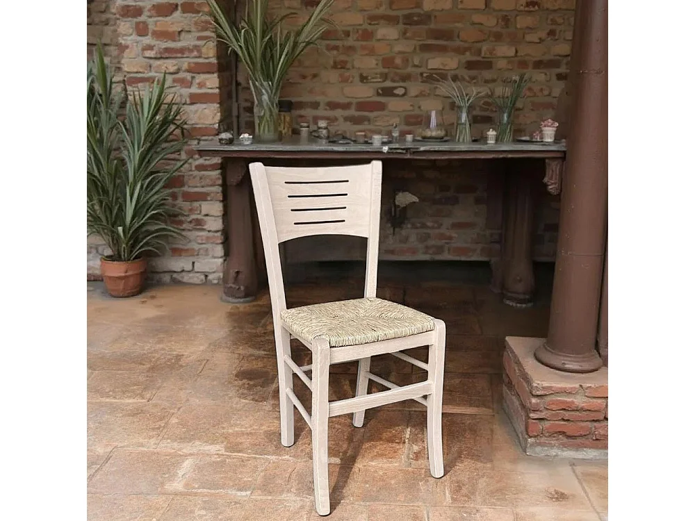 Chaise Amelia en bois brut à peindre avec dossier large et assise en paille