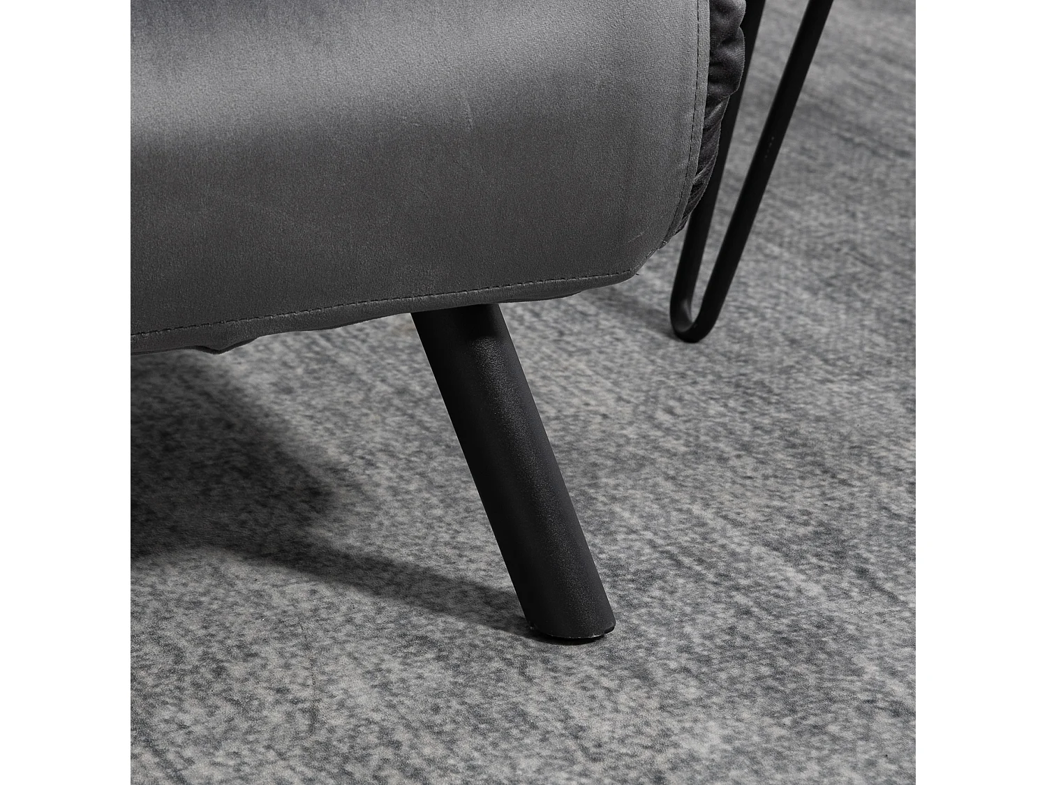 Poltrona letto trasformabile grigio scuro 102x73 cm con contenitore, schienale reclinabile a 180°, velluto, cuscini, stabile struttura in acciaio