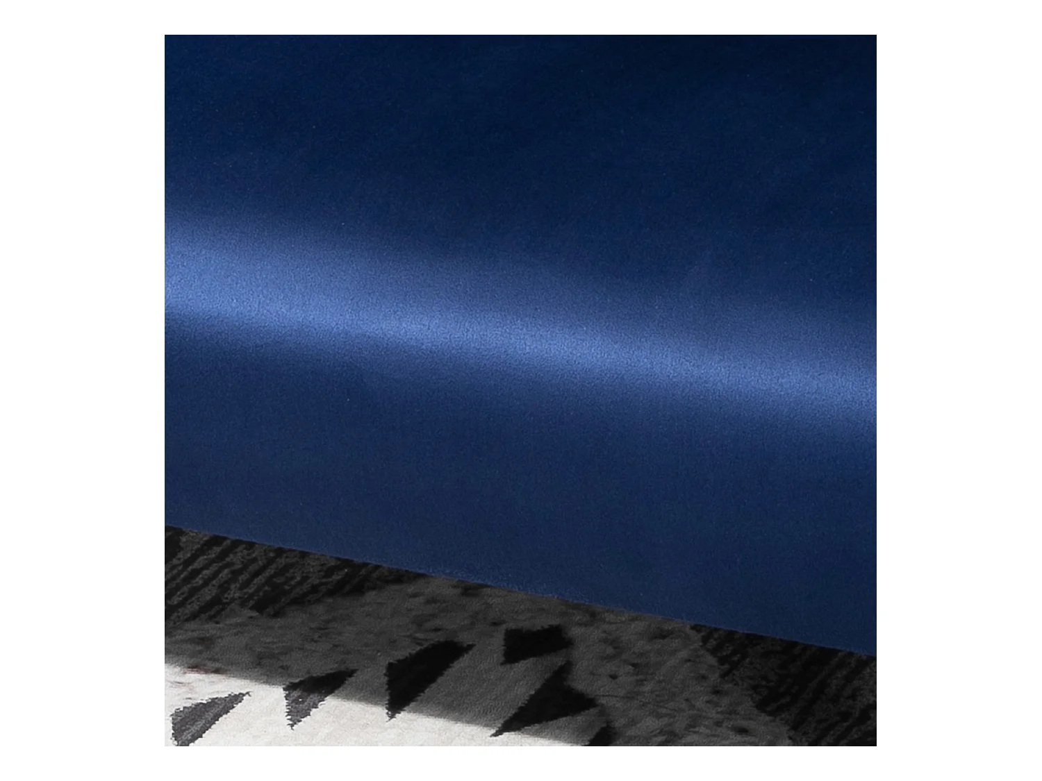 Divano letto 2 posti blu in tessuto effetto velluto – schienale reclinabile in 5 posizioni, cuscini inclusi, struttura in metallo – 111x80x78 cm