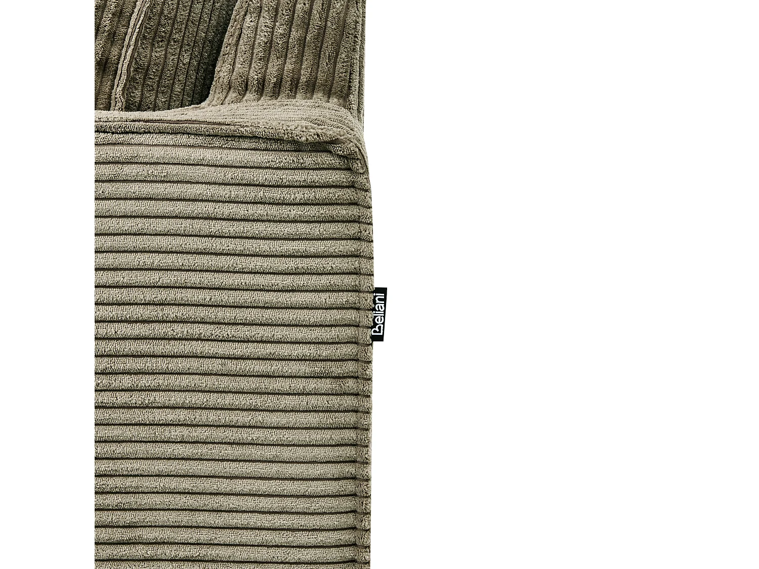 Retro Sessel Cord grün mit Armlehnen schwarze Füße aus Edelstahl Vind