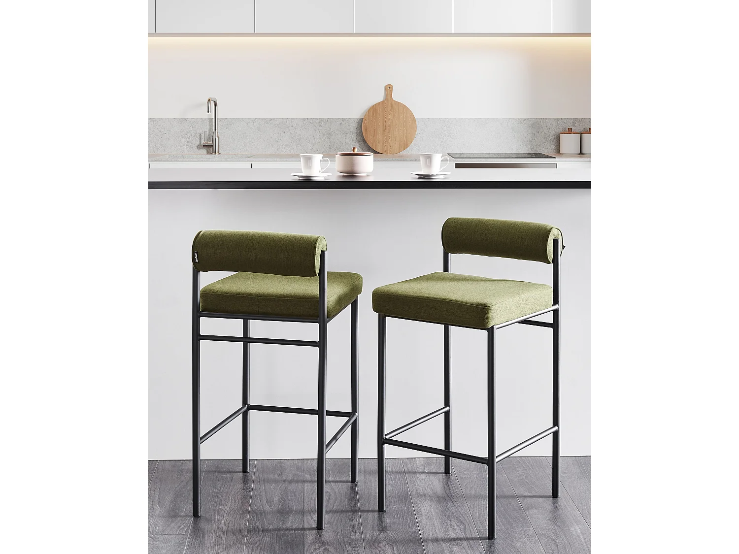 Set mit 2 Barstühlen AMAYA Grün