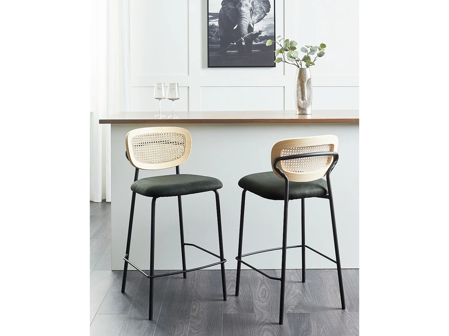 Lot de 2 chaises de bar MAYETTA Rotin Vert foncé