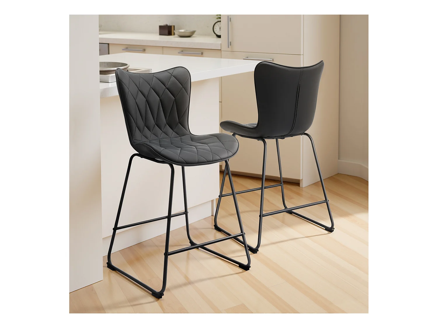 Taburete alto - 2 negras, acolchado diamante 'piel de gato'