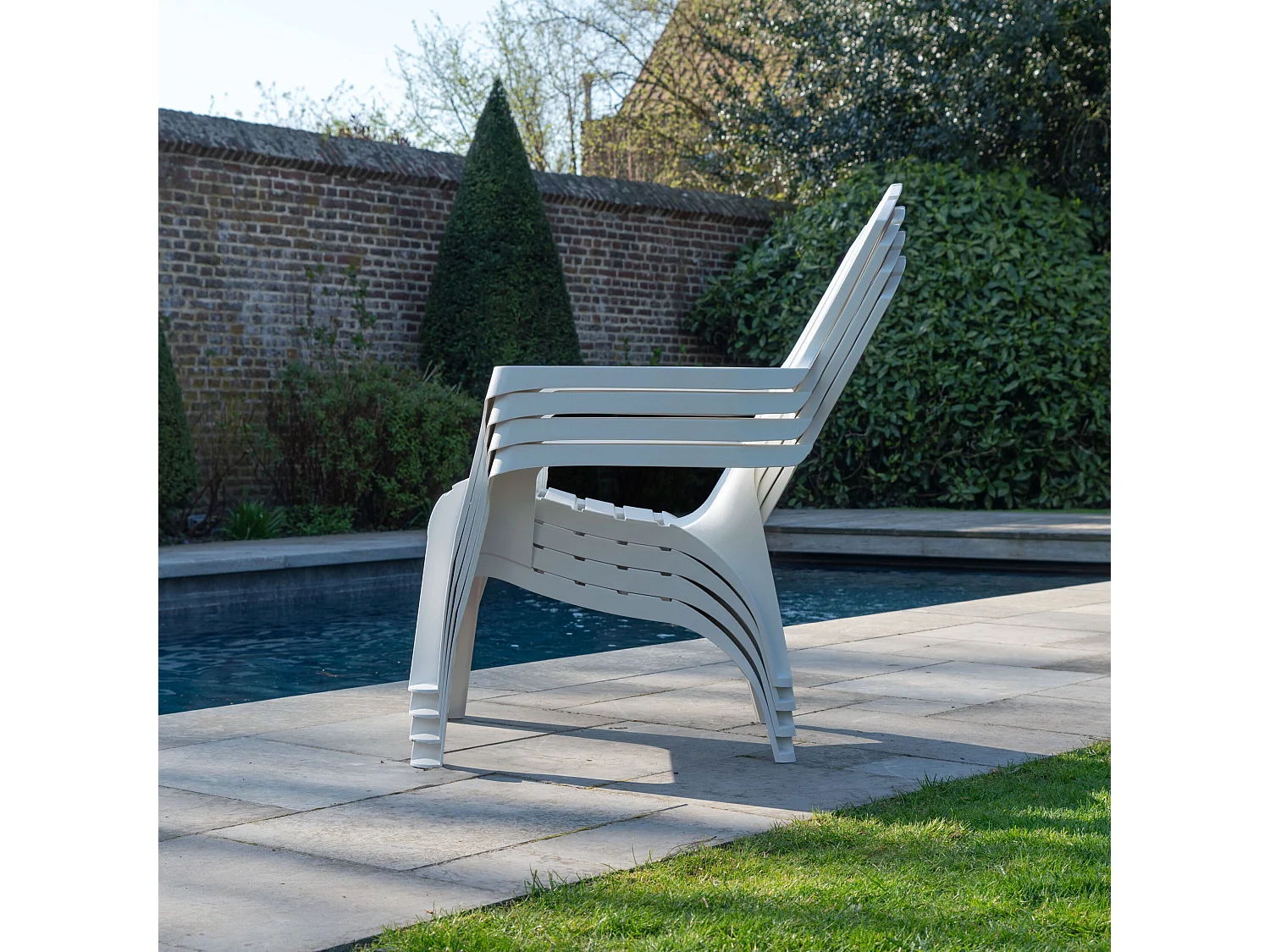Lot de 4 Fauteuils  Adirondack de jardin en résine empilables Blanc