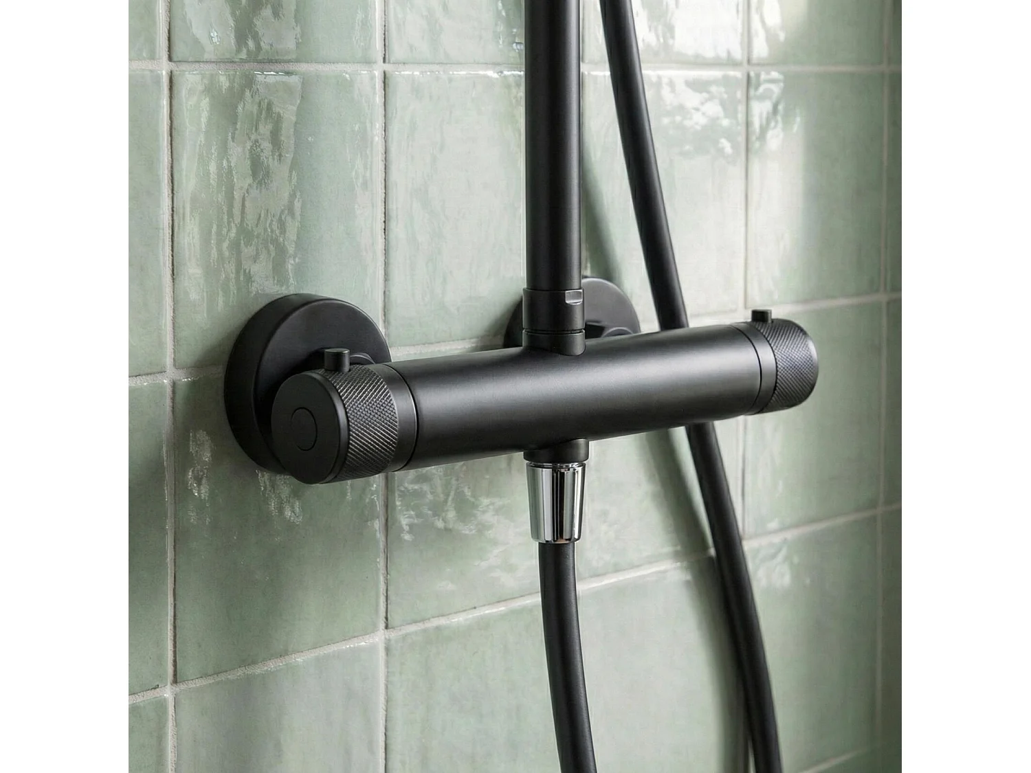 Colonne de douche ronde en inox BRUMA