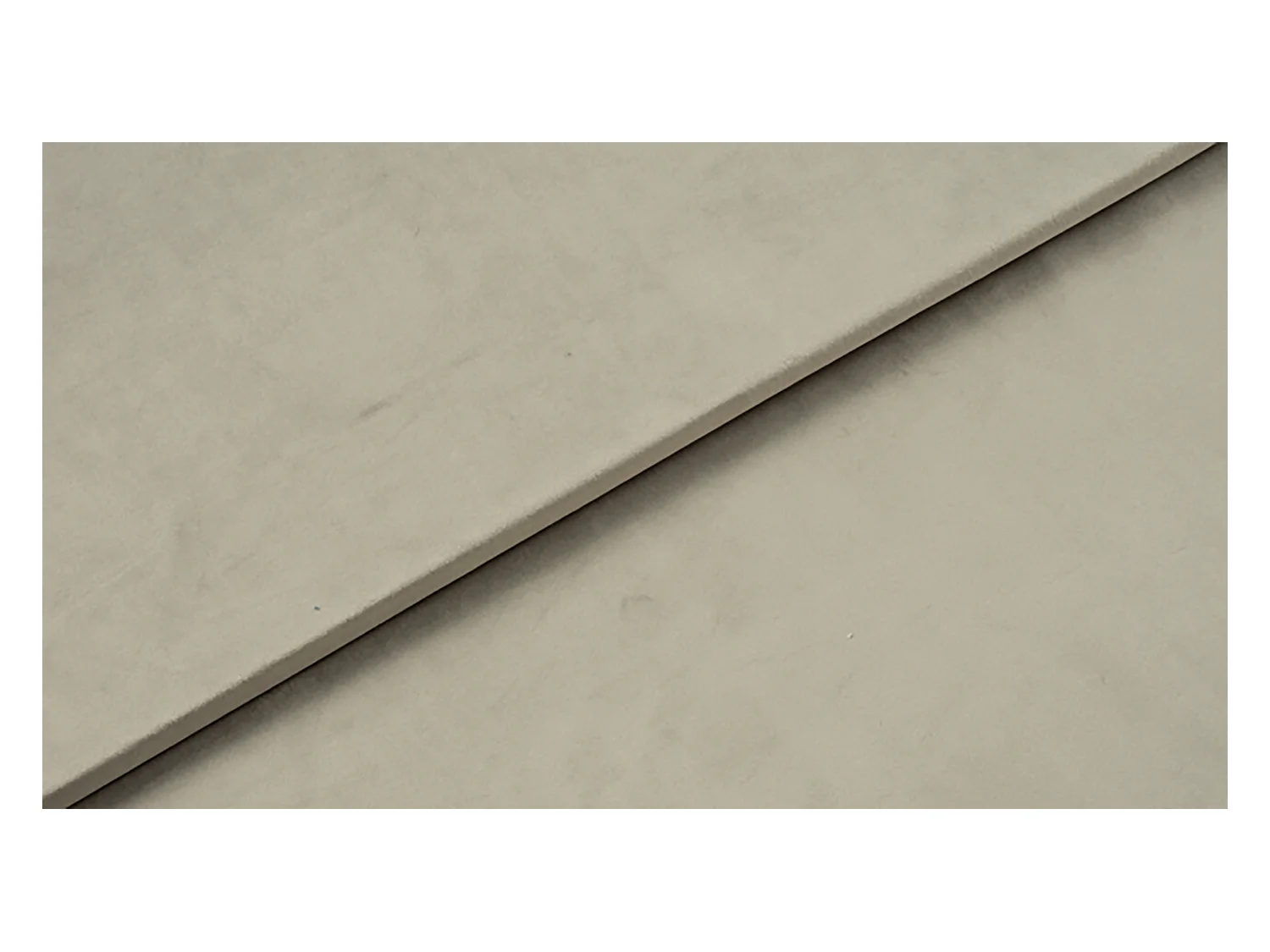 Lit MALIBU, tête de lit rembourrée, revêtement VELUTTO haut de gamme, coffre avec vérins à gaz, hauteur confort 39 cm, 160x200 cm, Beige foncé