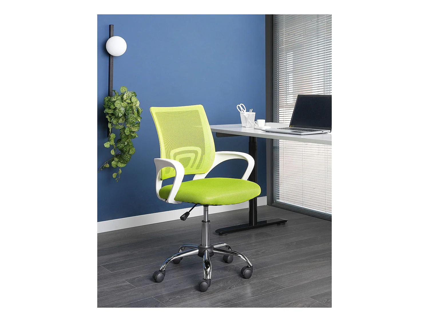 Bürostuhl drehbar SOLID Limettengrün