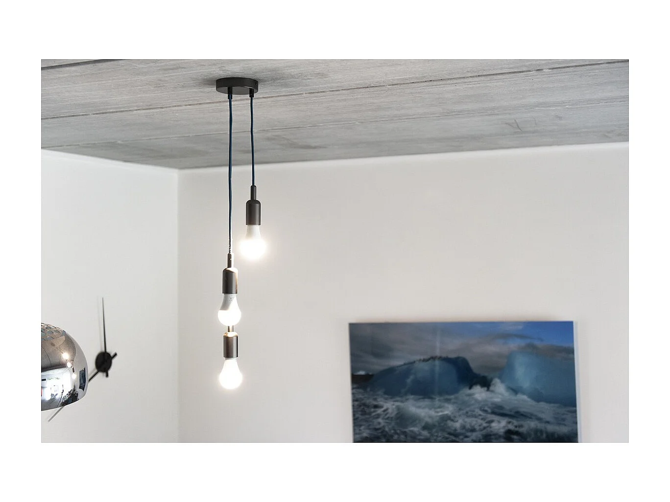 Set de 2 ampoules LED connectées + télécommande - E27 / 60W - DiO