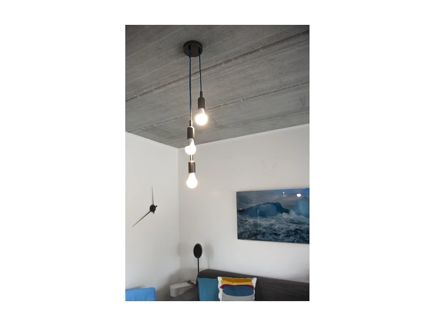 Set de 2 ampoules LED connectées + télécommande - E27 / 60W - DiO