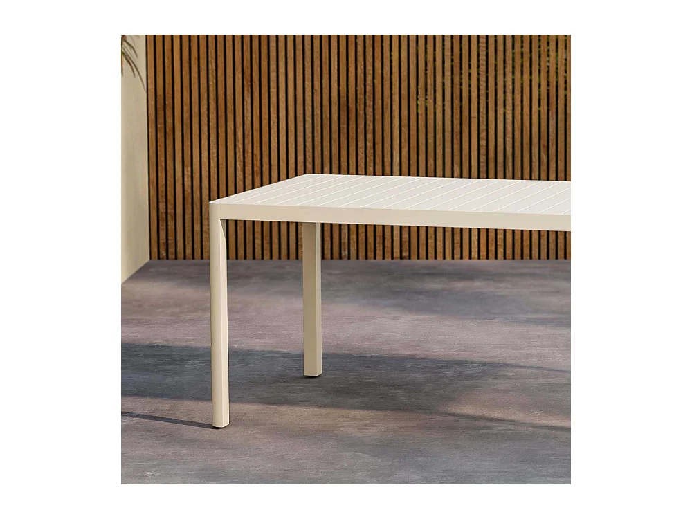 Giardini tuintafel beige.