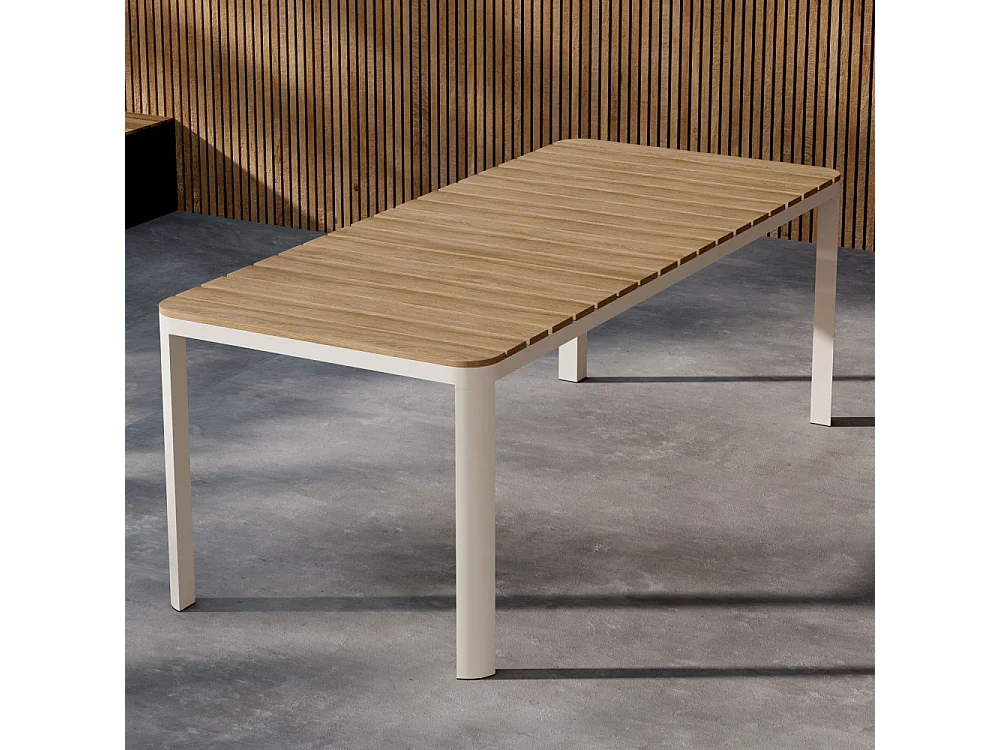 Etna table de jardin beige.