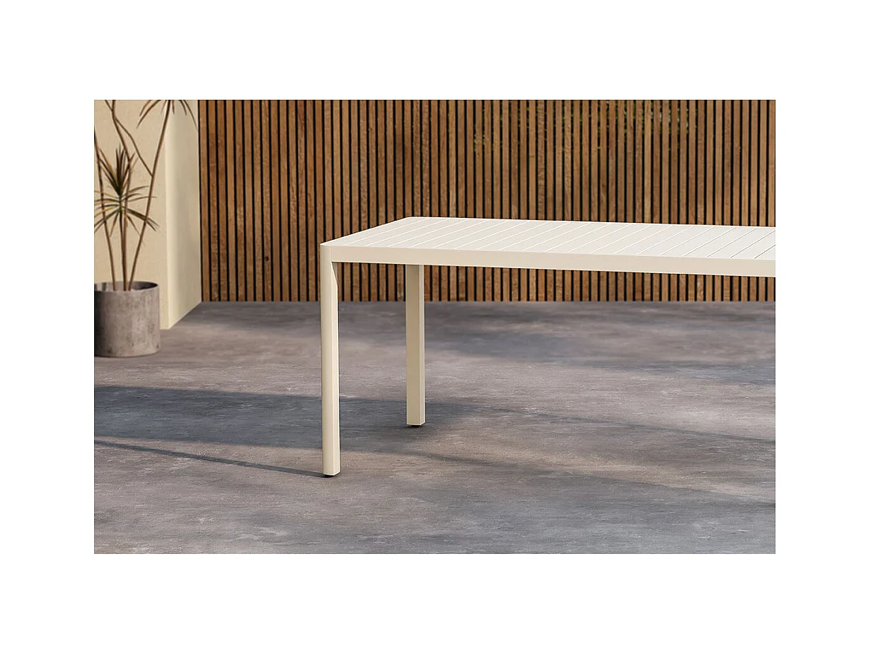 Giardini tuintafel beige.