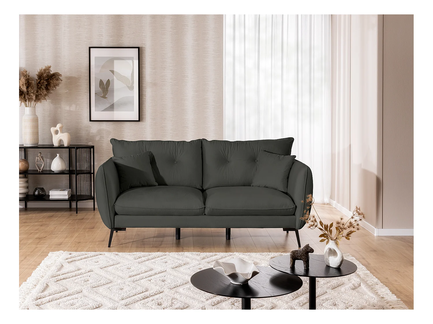 Canapé droit 3 places en tissu avec de hauts pieds en métal noir Nordloft