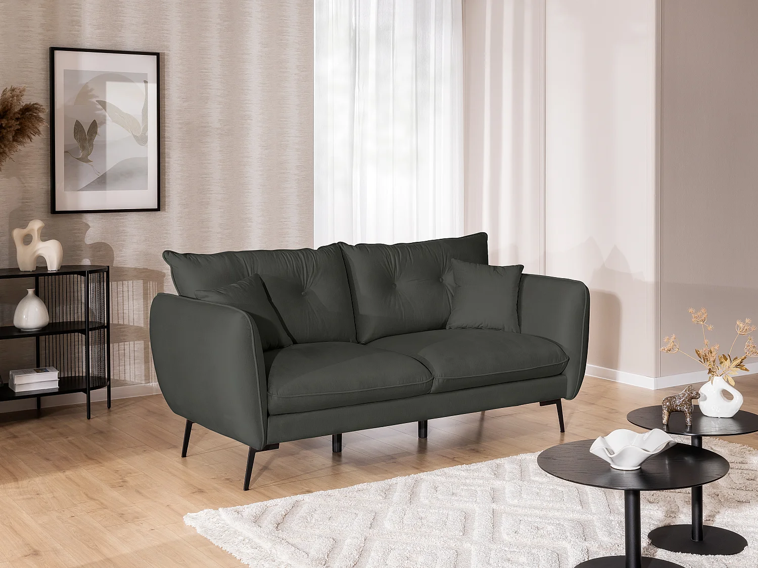 Nordloft - Modernes Sofa 3-Sitzer aus Dunkelgrau Samt-Stoff mit Hohen Schwarzen Metallfüßen und schöner Sitzkomfort