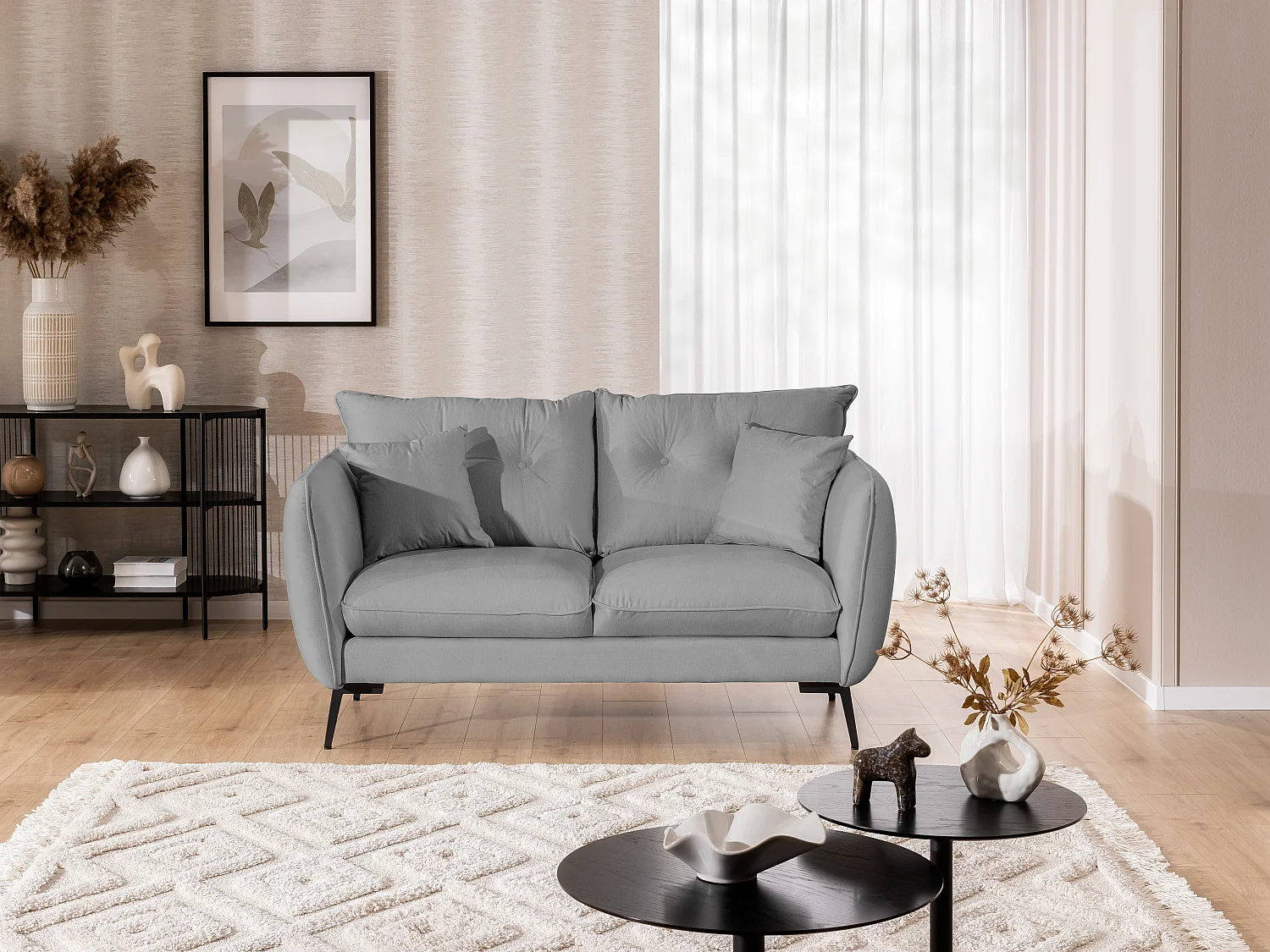 Nordloft - Modernes Sofa 2-Sitzer aus Hellgrau Samt-Stoff mit Hohen Schwarzen Metallfüßen und schöner Sitzkomfort