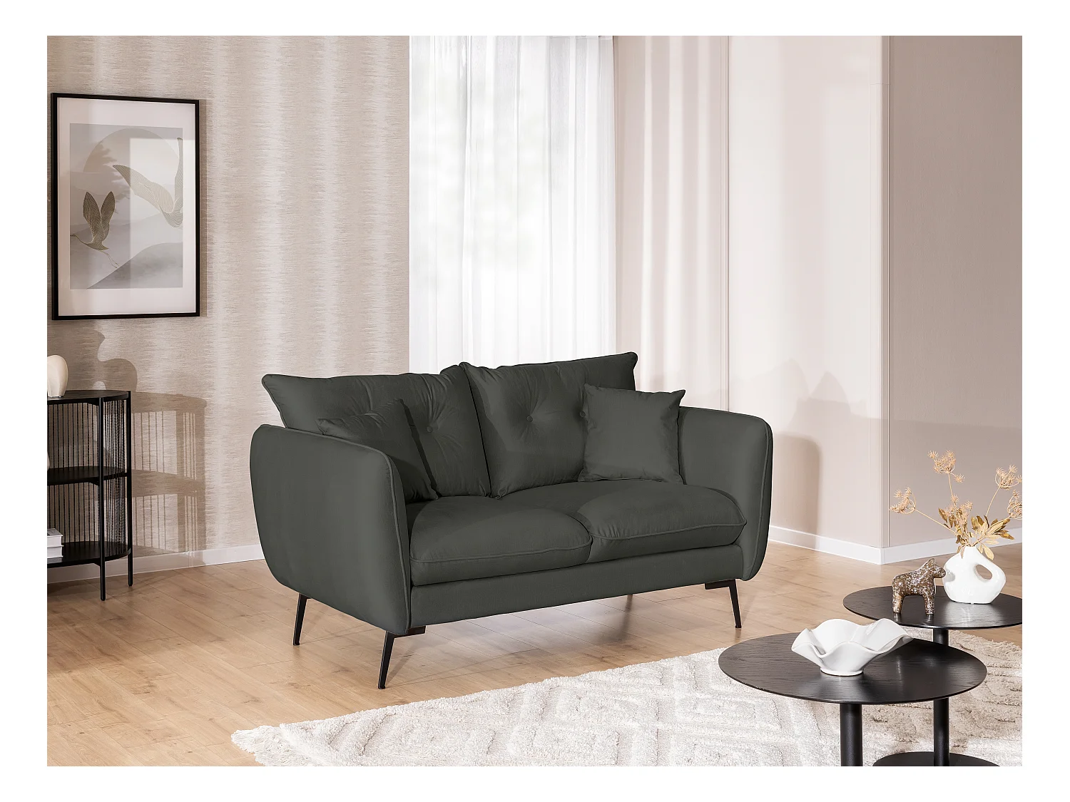 Canapé droit 2 places en tissu avec de hauts pieds en métal noir Nordloft