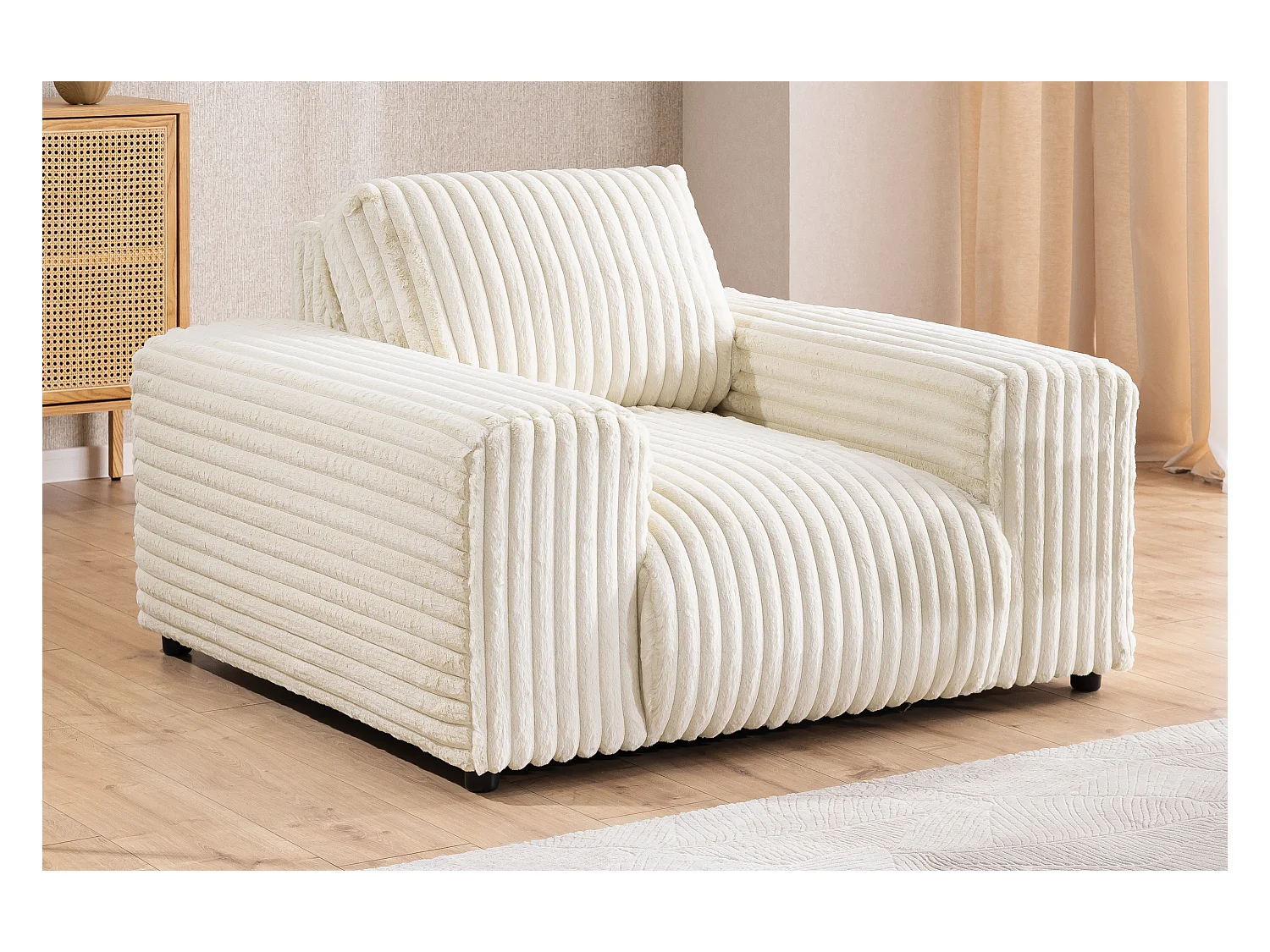 Mollis - Sessel aus Hellbeige Plüschcord mit schöner Sitzkomfort