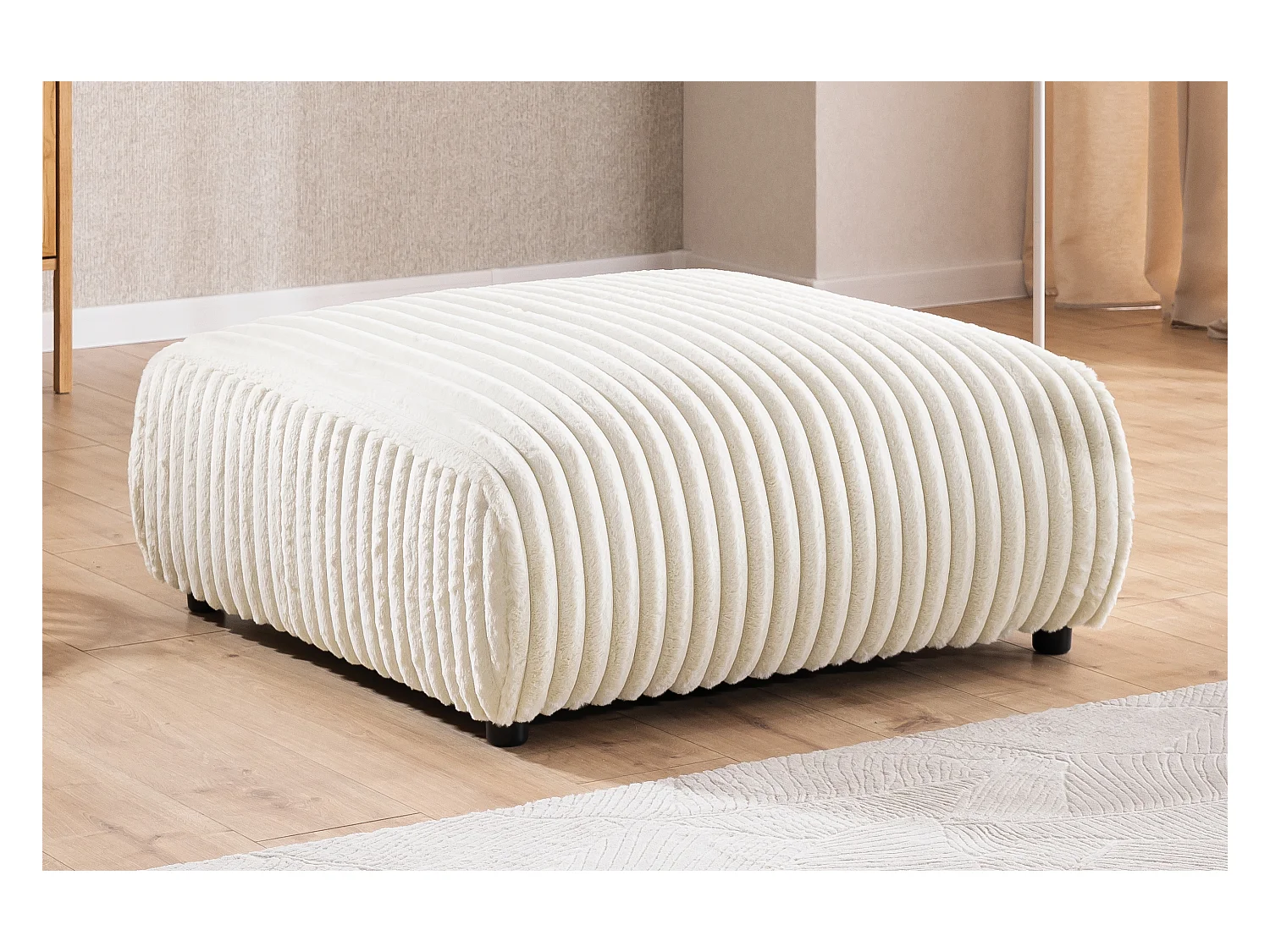 Mollis - Hocker aus Hellbeige Plüschcord schöner Sitzkomfort