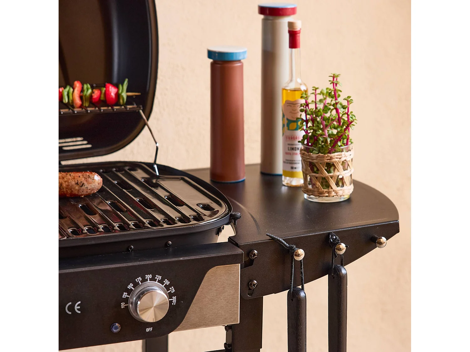 Barbecue électrique noir 2 brûleurs. acier émaillé 2300 W. L 100 x P 61 x H 121.5 cm