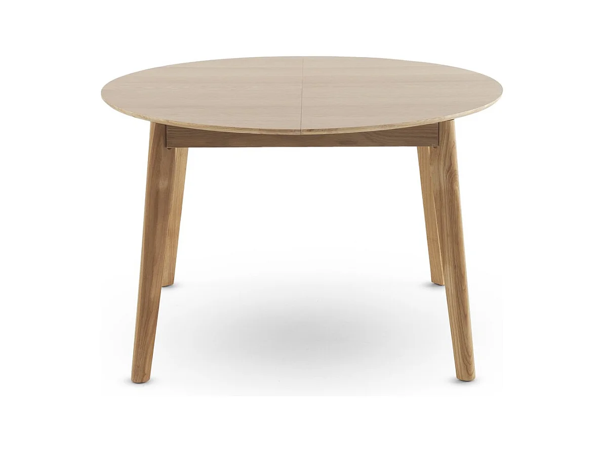 Ausziehbarer Tisch, 120/150, mit Hevea-Beinen und Eichenfurnierplatte