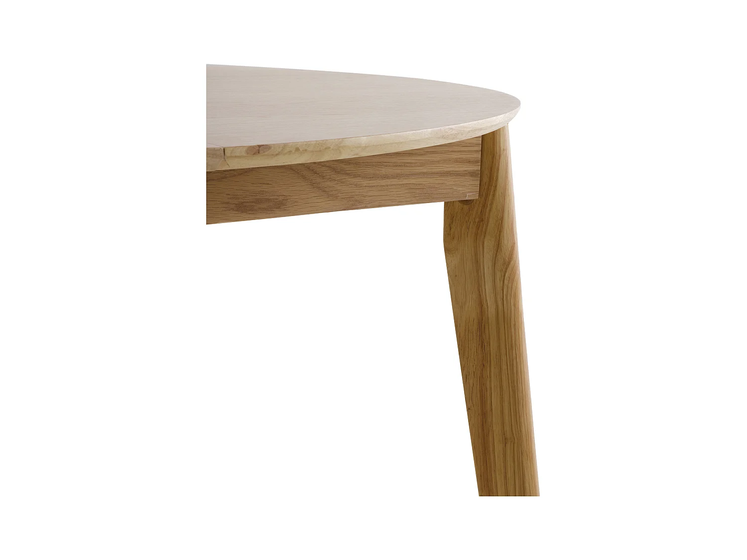 Ausziehbarer Tisch, 120/150, mit Hevea-Beinen und Eichenfurnierplatte