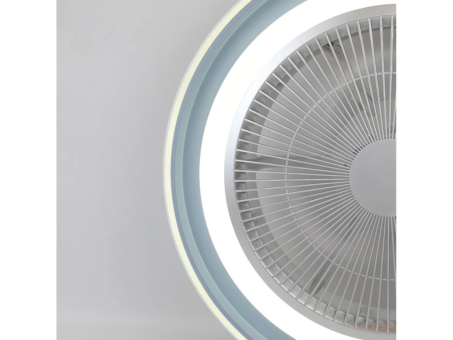 NETTLIFE Ventilateur de plafond avec éclairage LED et télécommande - Lampe plafonnier moderne, silencieux, dimmable, 5 pales lumineuses