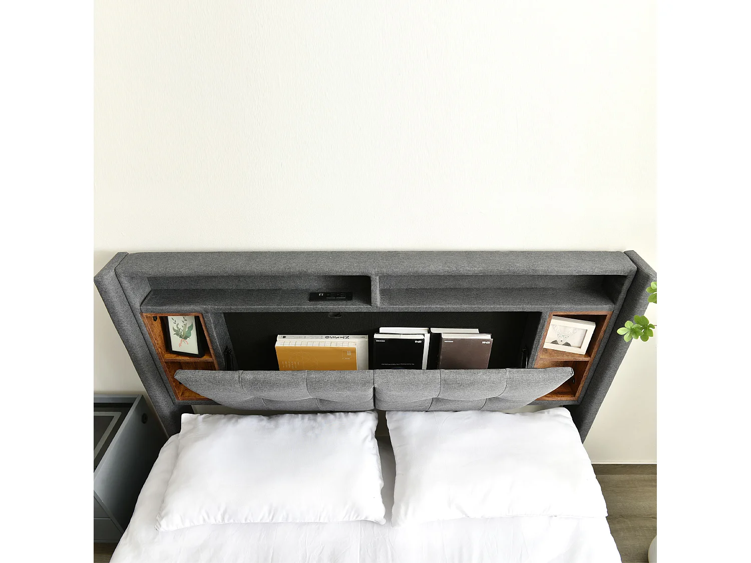 Lit adulte gris 140x200 cm avec tête de lit de rangement, chargement USB et éclairage LED, cadre en bois(sans matelas)