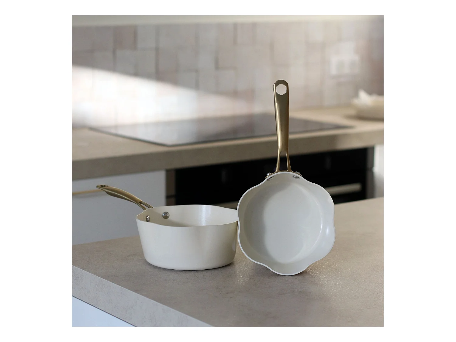 Menastyl - Casserole Dahlia 18cm Aluminium Recycle Beige