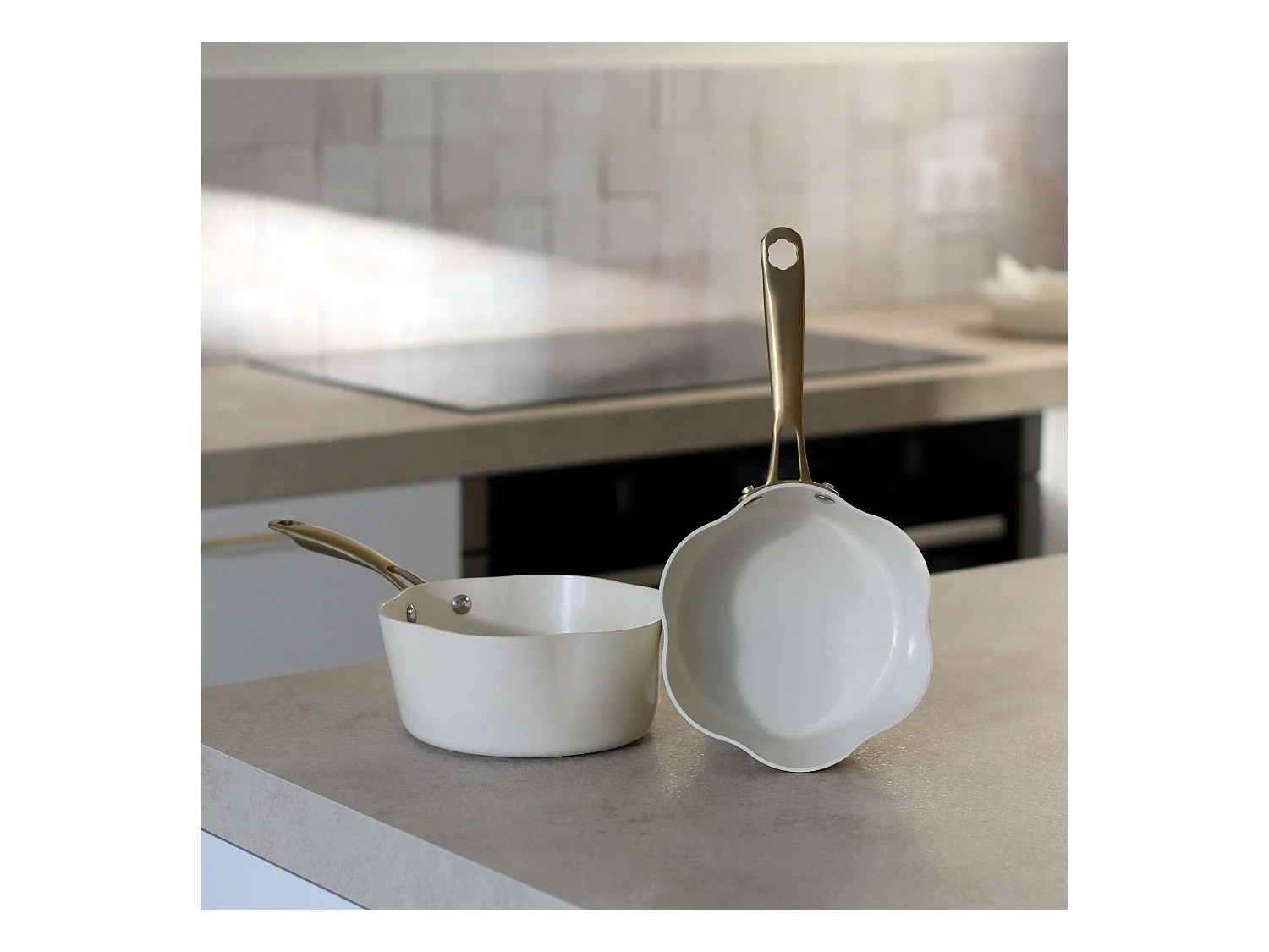 Menastyl - Casserole Dahlia 20cm Aluminium Recycle Beige