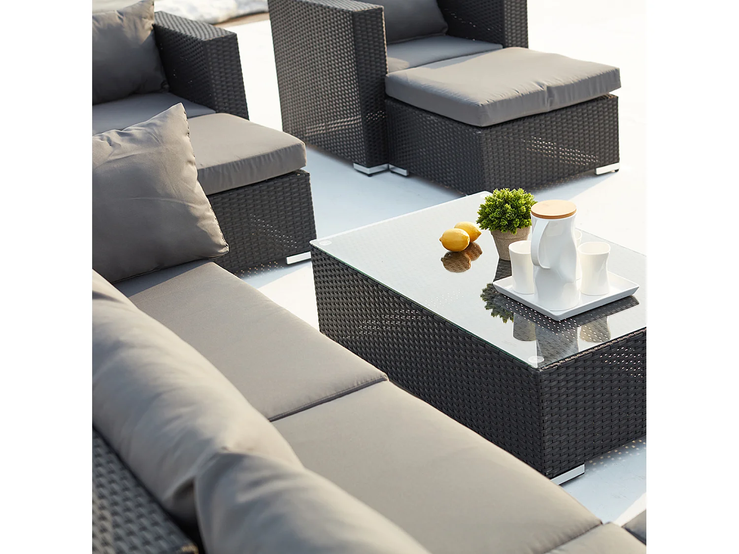 Conjunto de jardín modular de 13/14 plazas en resina trenzada negra y gris