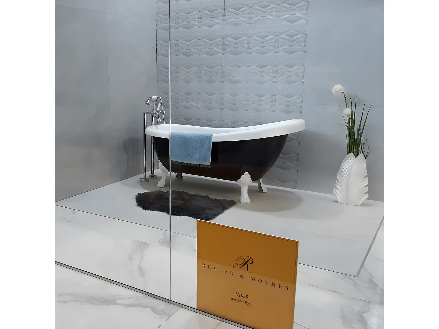 Freistehende Badewanne mit Füßen RICHMOND SCHWARZ Löwenfüße GOLD 171 cm