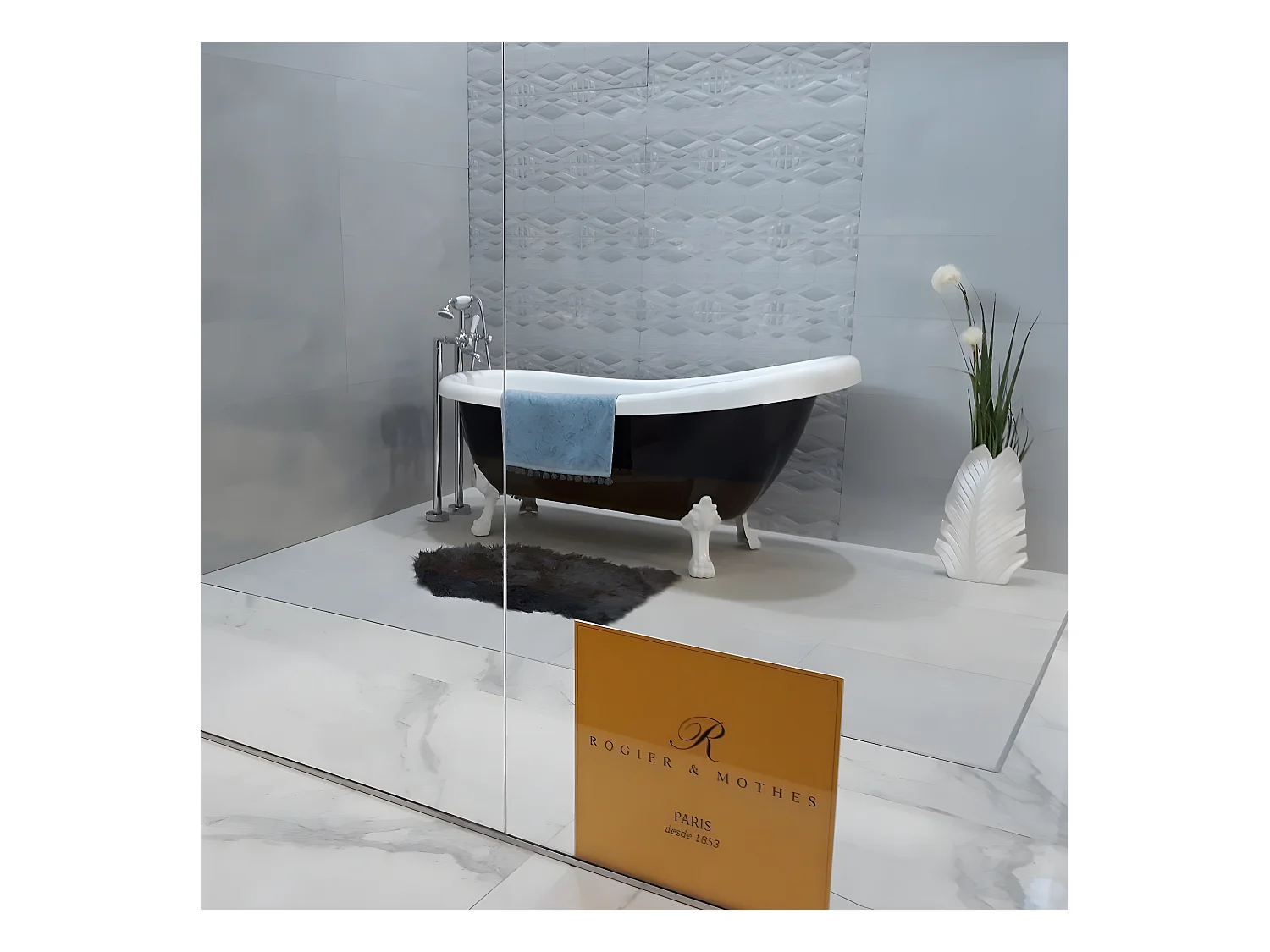 Vasca da bagno freestanding stile classico con piedini RICHMOND nera 171 cm Piedini di aquila Dorati
