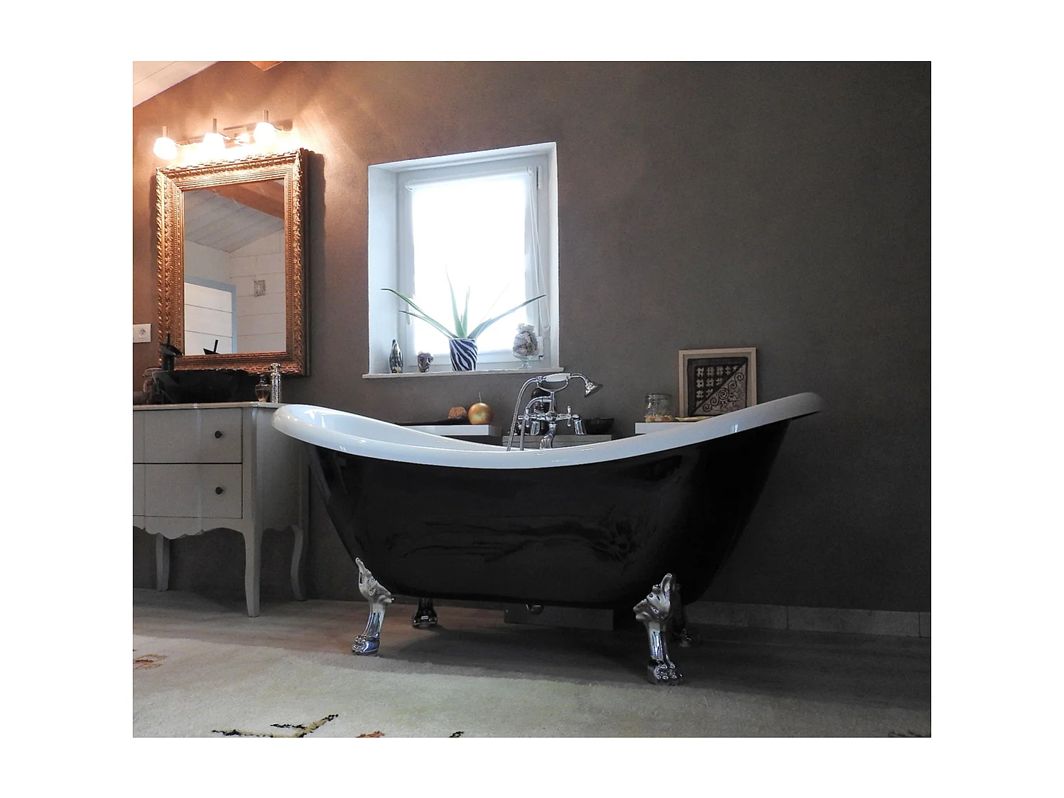 Vasca da bagno freestanding stile classico con piedini DARLINGTON nera 175 cm Piedini di aquila Bronzo