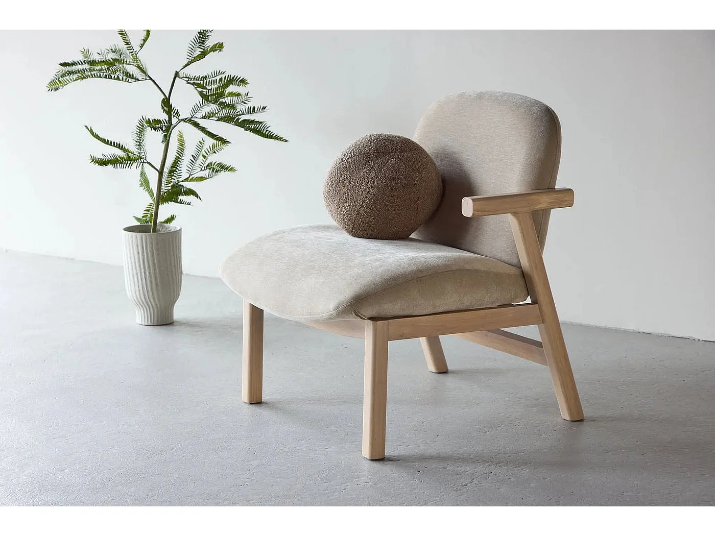 Fauteuil Design en Bois "Rile" 77cm Beige