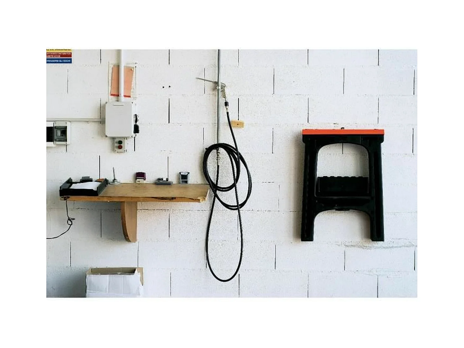 2 Klappböcke 60 x 10 x 80 cm, maximale Belastung 200 kg