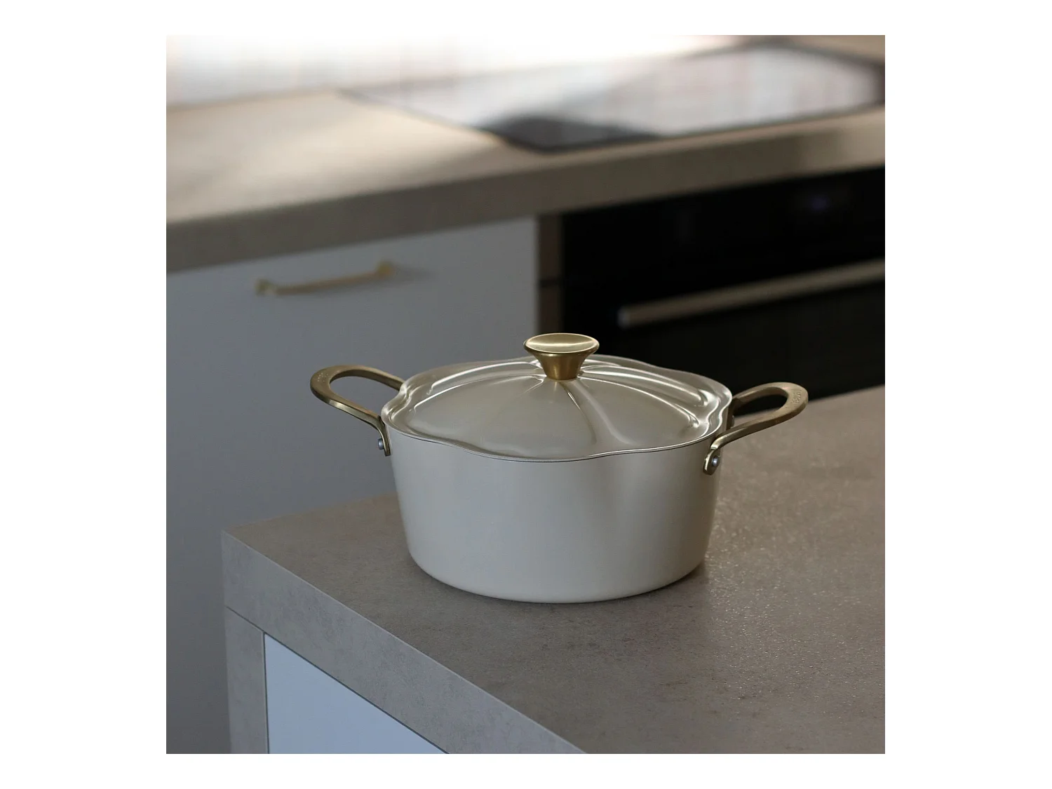 Menastyl - Faitout Dahlia 24cm En Aluminium Recycle Beige Avec Couvercle