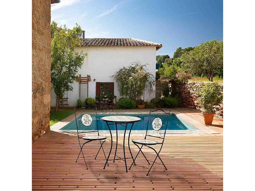 Conjunto de mesa e duas cadeiras em mosaico preto e ferro forjado mesa: D60x75h - cadeira (2): D38x46-90h