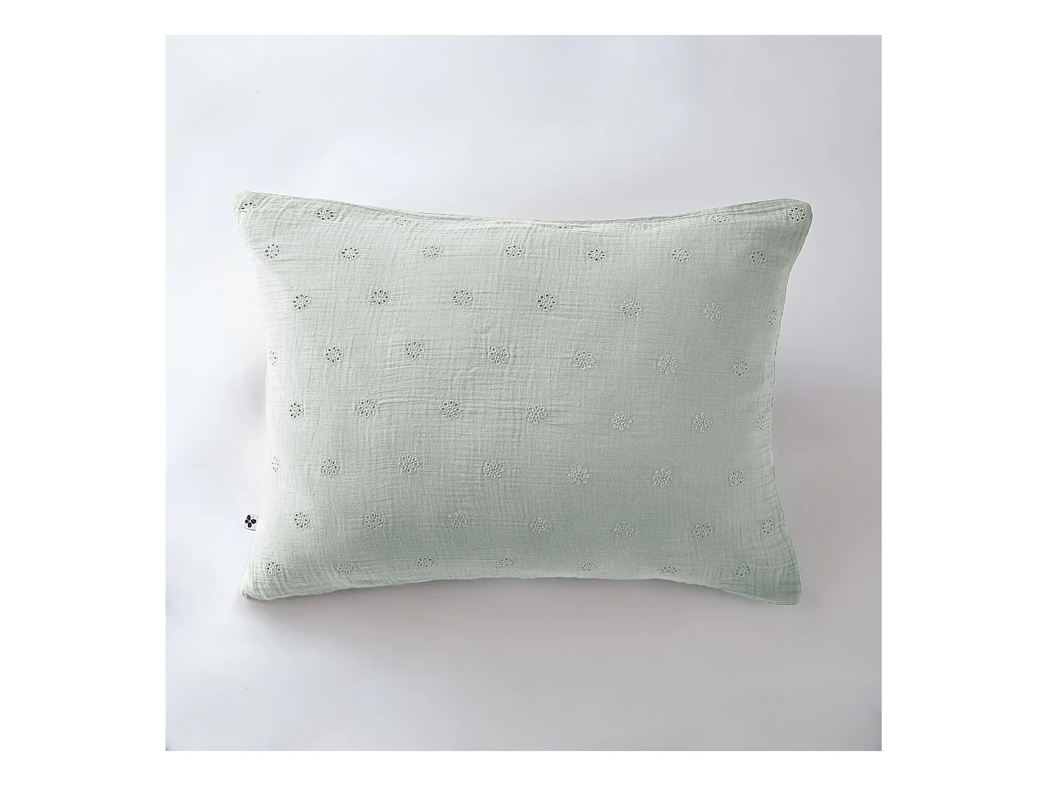 Taie d'oreiller brodée double gaze de coton eucalyptus 50x70 cm