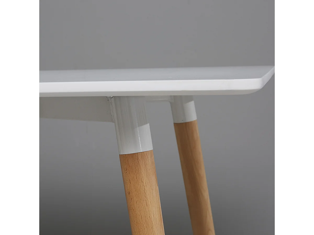 Table à manger scandinave 4 pers Wilsa Indoor