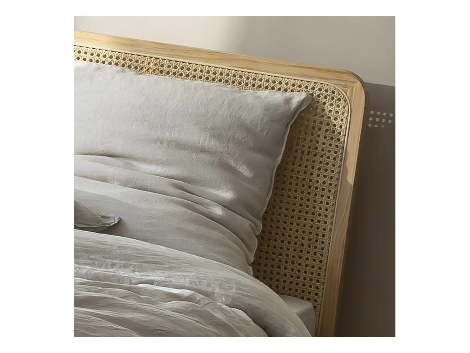 Lit adulte en pin massif tête de lit cannage ANNA 140x190 + set de 2 chevets cannage - ANNA