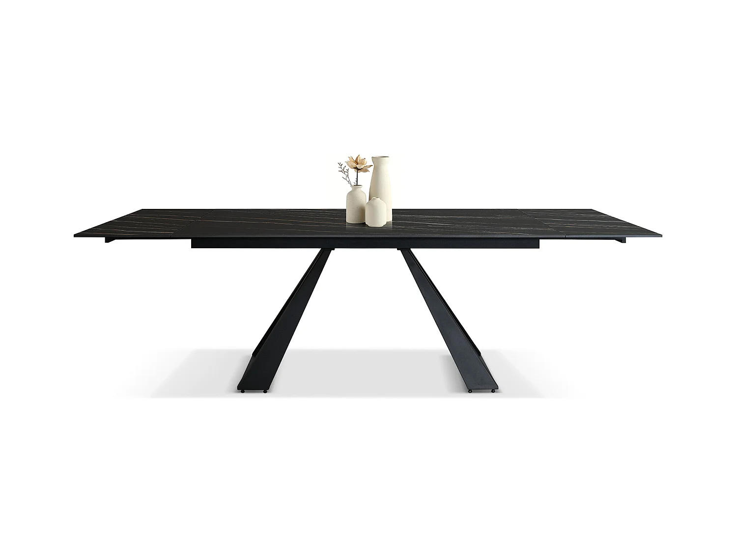 Tavolo allungabile Adriano, Top in ceramica nero golden, gambe in metallo nere a U, 160x90 cm