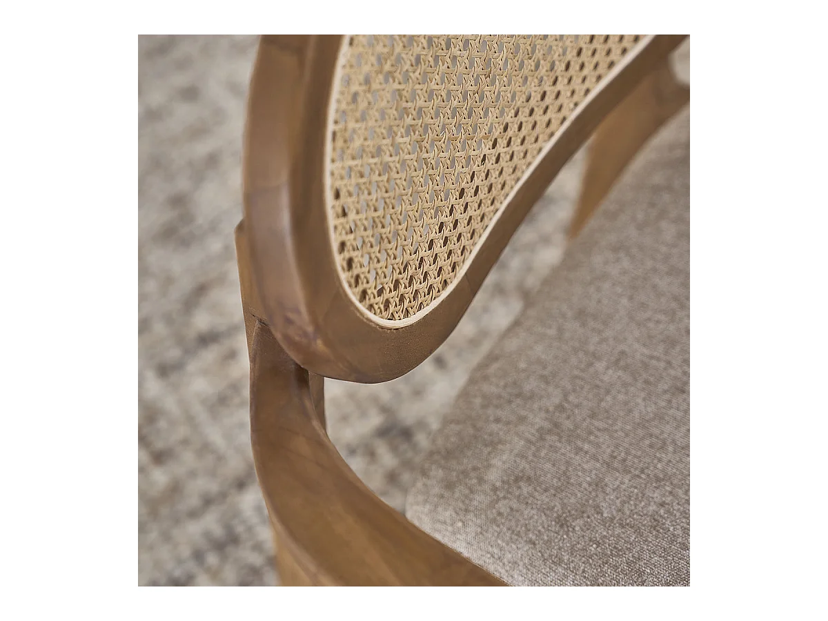 Fauteuil en teck massif, cannage et tissu grège