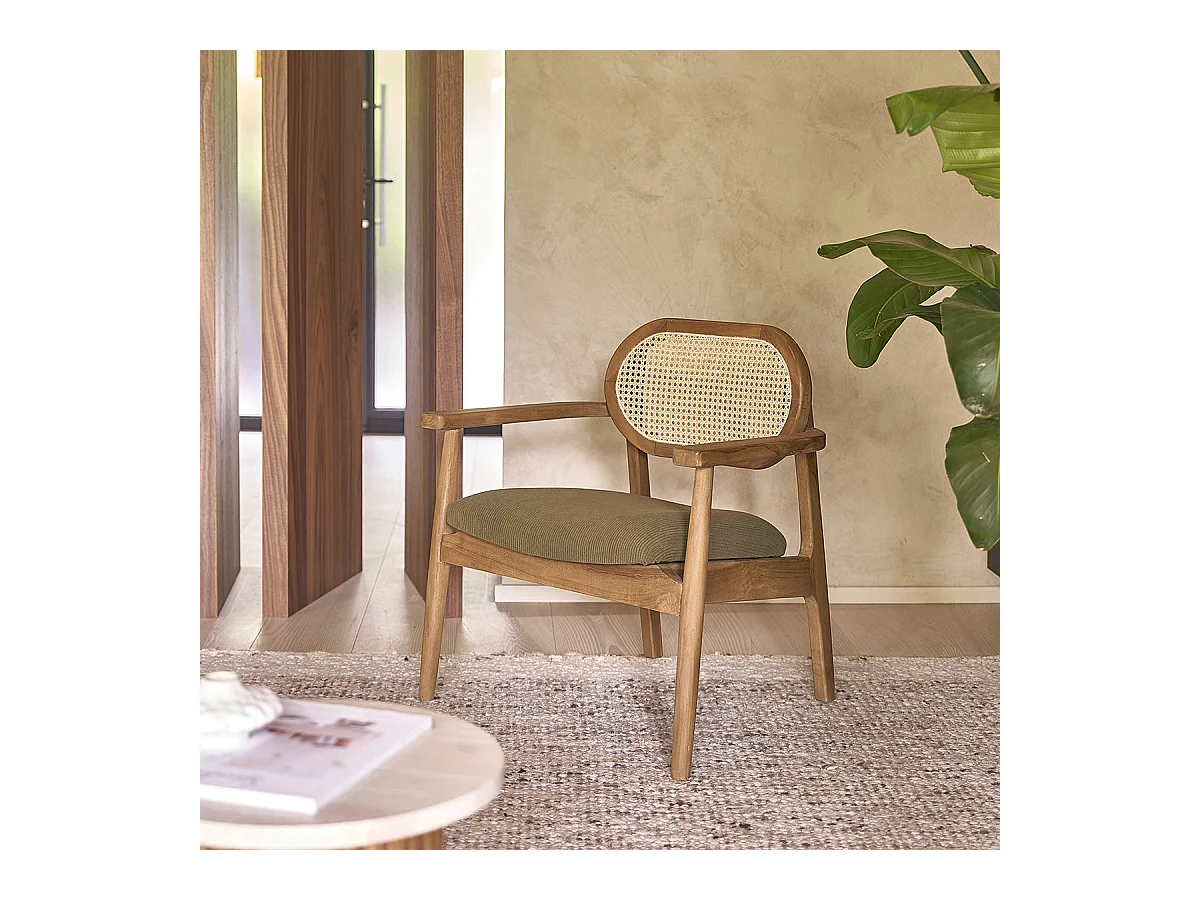 Fauteuil en teck massif, cannage et tissu velours côtelé kaki