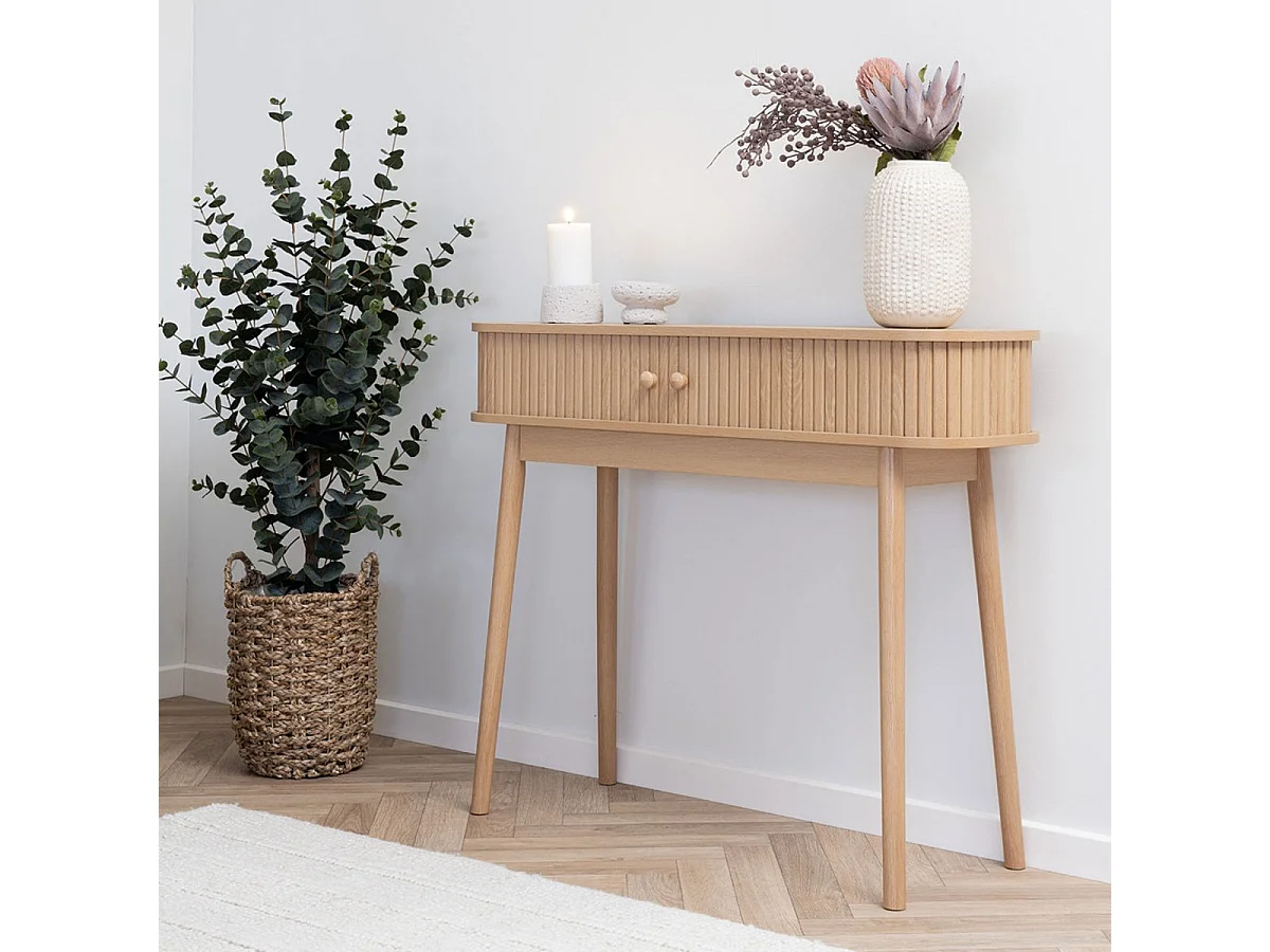 Console en bois clair BOBO – Fonctionnelle et pleine de charme