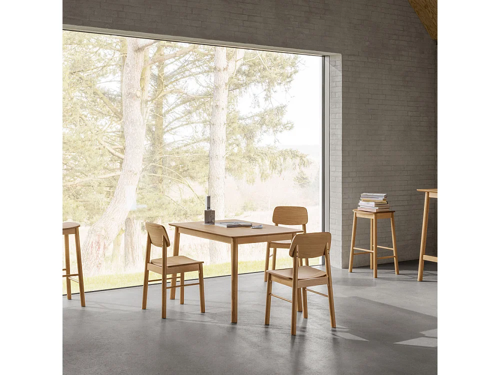 Hem - Table à manger 4 personnes en bois - Bois clair