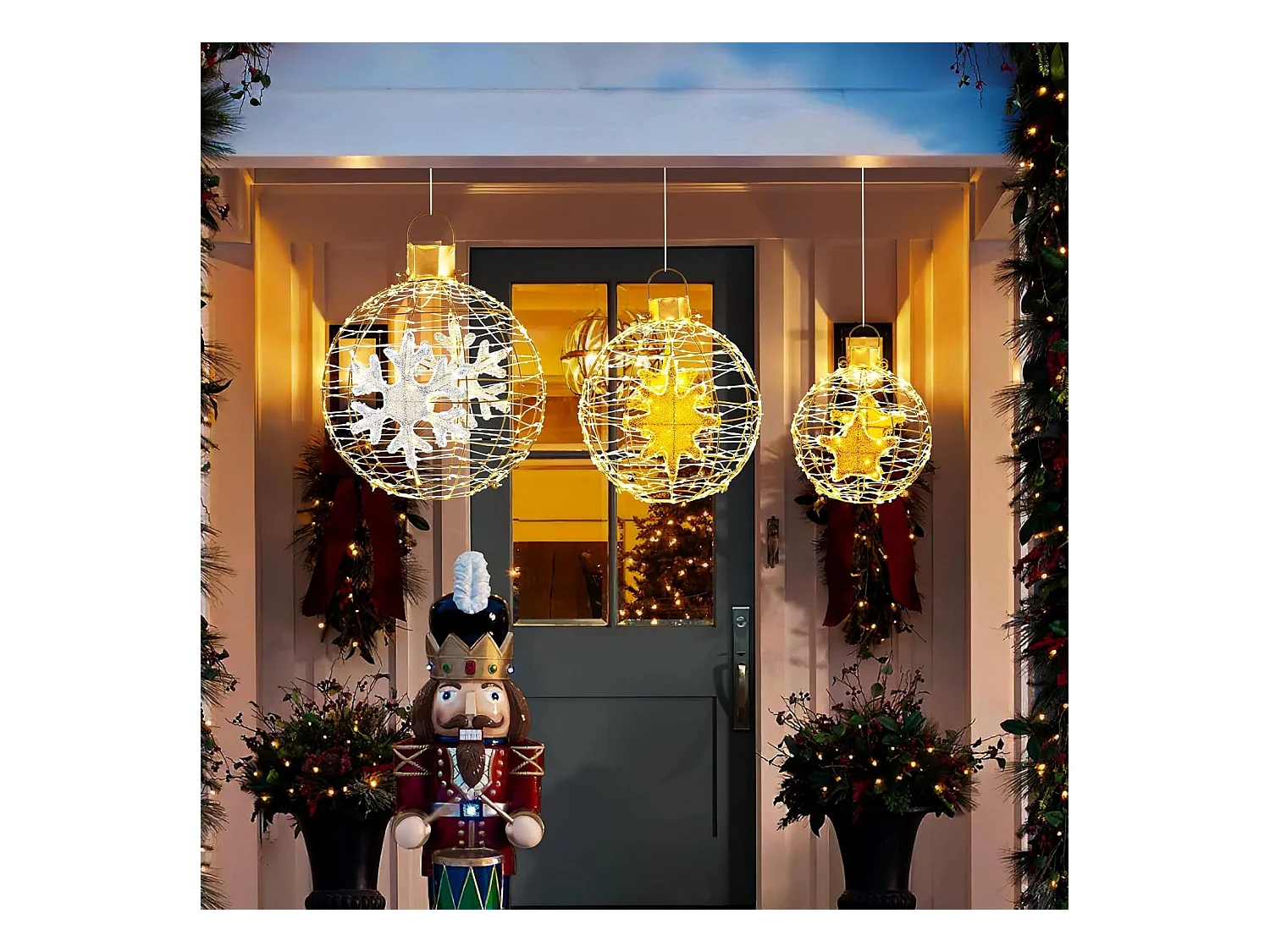 Lot de 3 Boules Lumineuses, Décoration Noël Extérieur Intérieur, 732 Lumières LED, 20 Attaches Zippées, 6 Piquets de Sol, Boules Noël Suspendu, Décorations Fêtes