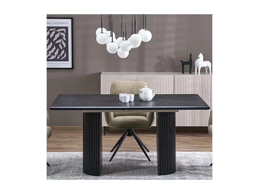 Mesa de diseño extensible negra con tablero chapado en roble 160-250 cm MISTY