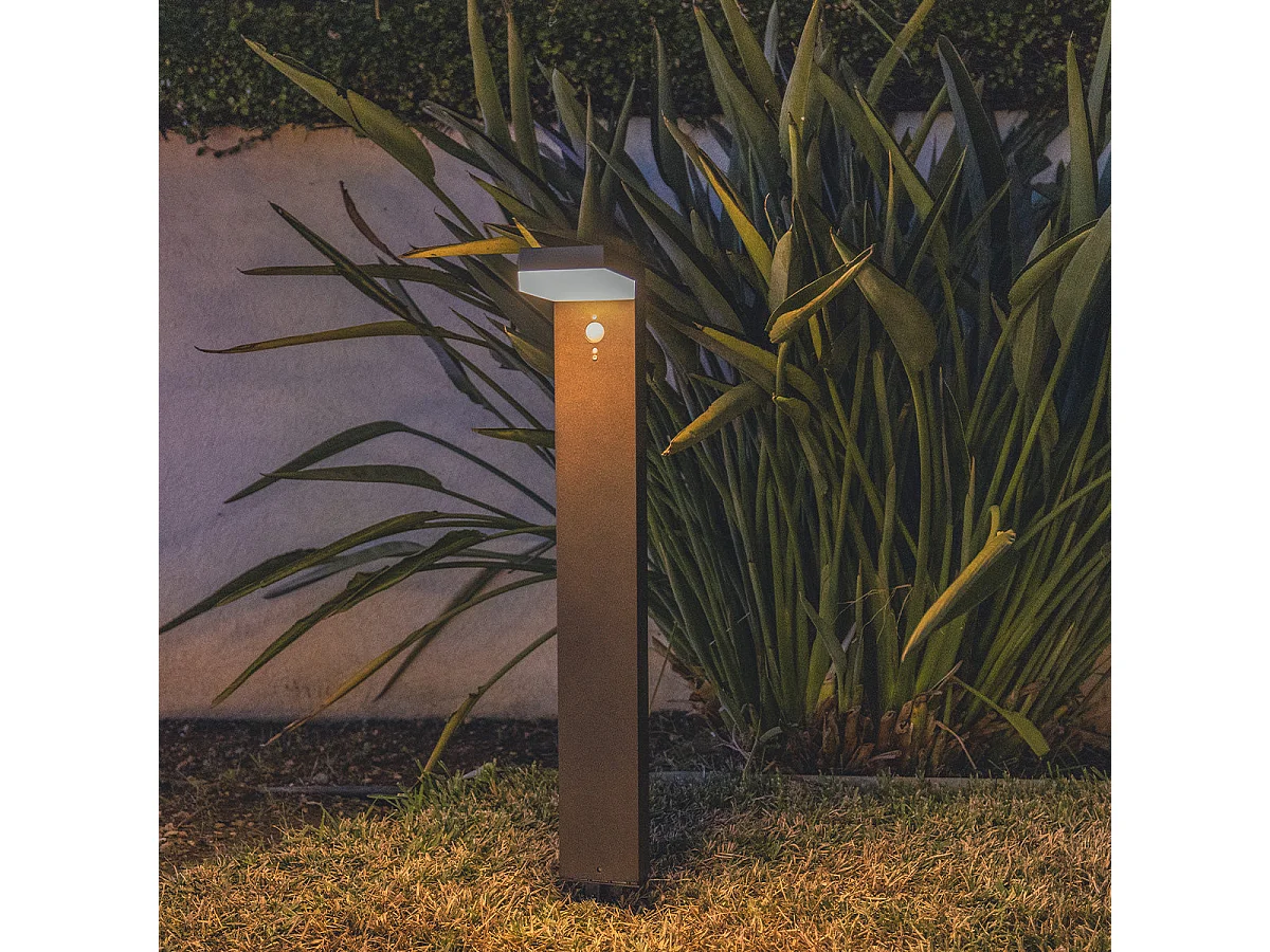 Balise solaire à fixer ou à planter CENOVA Marron Aluminium H50cm