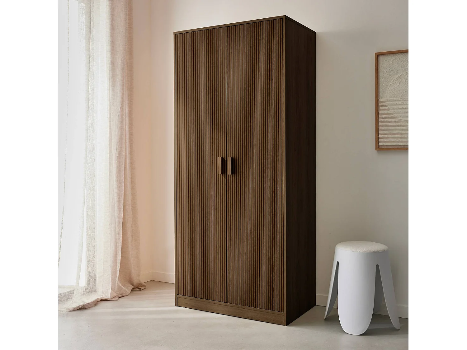 Dressing. armoire. 2 portes avec penderie et rangements LINEAR noyer. panneaux stratifiés et pied en bois de sapin L 80 x P 48 x H 180cm