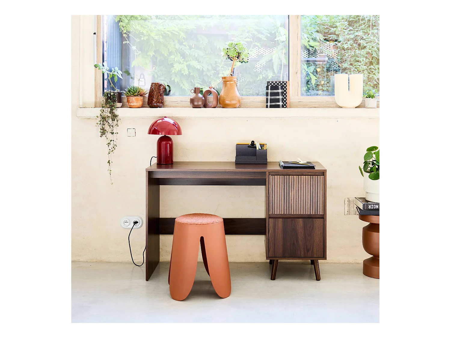 Scrivania scandinava decorazione in legno, 2 cassetti, marrone